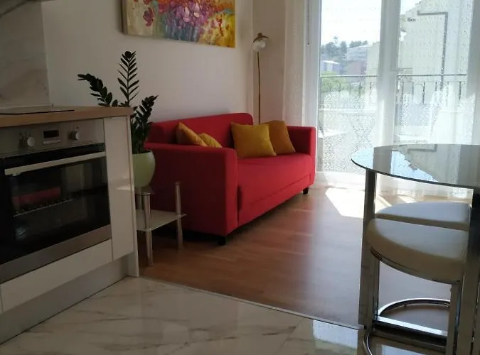Maria Apartman *